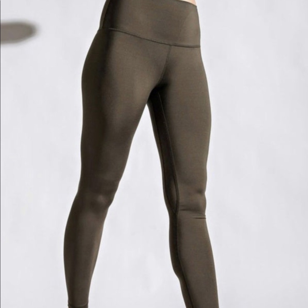 Compression leggings